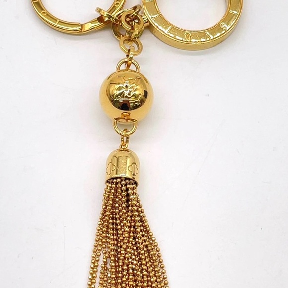Auth Louis Vuitton Portecle Gold Color
Key Ring/Holder W/Box - Picture 4 of 10